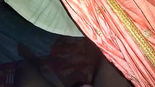 Neighbor's Bhabhi's Sex in the Jungle