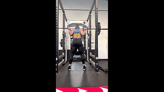 Saturday Squats with Simone Steele