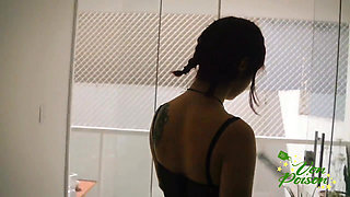 Fetish Slut Explores Her Pleasure