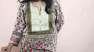 Bigass Sister in-law Smoking in Periods-hindi Audio