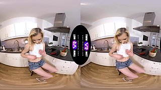 Hot Pepper For Salad And Orgasm - Shaved Blonde Food Toying