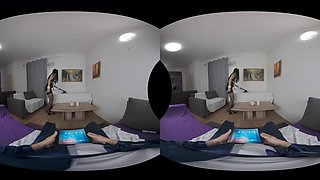 Julia Parker: French Maid - POVcentralVR