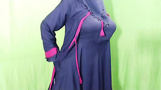 Indian beautiful hijabi muslim sexy bhabhi having sex with neighbor inside the room