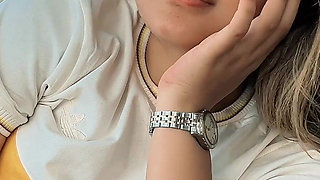 I Met a Girl on the Way to the Beach and She Took Me to Live Something I Didn't Expect