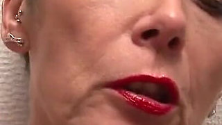 Pierced Pussy on Posh Mature 4515