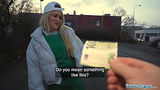 Maya Rose's 18-year-old taco get demolished by a big cock in public