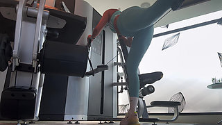Fit Amateur Wife in Yoga Pants Back From Training and Fucks Doggystyle