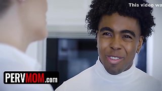 Teaches Foster Stepson And Stepdaughter A Lesson In Sex Education - Zsur Cummings, Hannah Grace And Ryan Keely