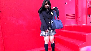 Japanese School Girls Short Skirts Vol 75