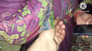 Punjabi Jatti Caught Bihari Masturbate in Her Bathroom and Punish Him