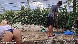 Stepmom Her Pool Her Trapped Puts Two Hands in Her Fisting Ass