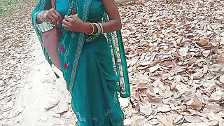 desi bhabhi urineing in the jungle