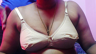 Mohini Bhabhi  with boyfriend caught sex in hotel room