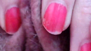 Big clit hairy pussy cumming