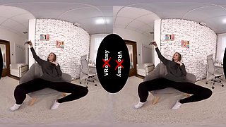 Stacy Cruz - Redhead Teen Pov - Vrextasy - Sexlikereal