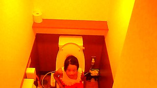 Asian Teen GF Cam Posing