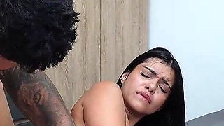 Hot MILF Stepmom Gives Me Her Cute and Beautiful Mature MILF Vagina, We Have Threesome with My Girlfriend