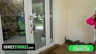 My hot stepsis Violet Gems & her hot bff venus vixen want to have fun a wild game of truth or dare