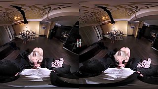 Nikki Hill VR Porn: Daddy's Good Girl - DarkRoomVR