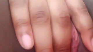 I Love to Touch My Pussy