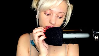 Blonde tight pussy babe solo toy fun in glamour masturbation