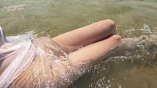 840 White Pantyhose Under Water on the Beach