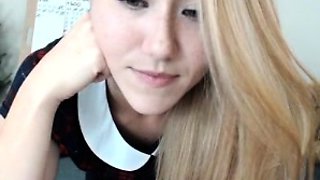 amateur amali2015 flashing ass on live webcam