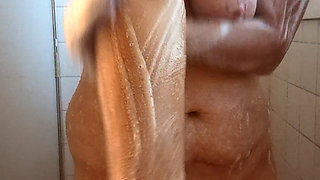 MILF GILF Showering