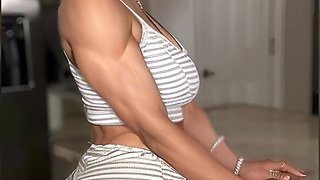 Tight Outfits Big Ass and Titties