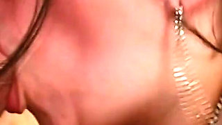 Jutmat Chubby Hot Woman
