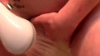Mackenzie Page - Pissing & Showering