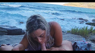 A Perfect Feeding on the Beach
