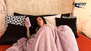 Vibrator orgasm clip with perfect belle from Naughty Colombia