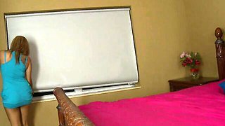 Sexy as hell busty babe Jamie Valentine needs a big cock