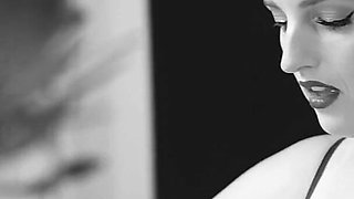 Ode to Hysterical Literature Featuring Charlie Forde, Amber Moore