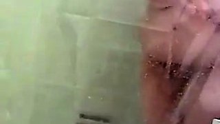 UNAWARE BBW SHOWERING 2