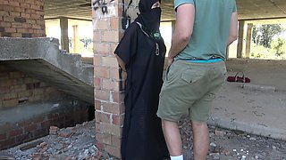 Syrian Arab Wife Cheating Outdoors with German Expat