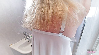 Watching my Stepmom in the bathroom (MILF voyeur fetish wife amateur bigtits homemade)