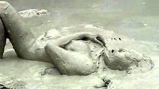 Busty amateur blonde banged in public outdoor