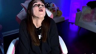 EllieSkyes A Family Parasite The Movie