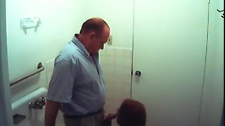 Cum guzzling cock sucking office slut gets on her knees