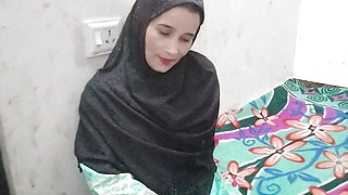 Muslim girl ko paise dekar jabar dasti pela