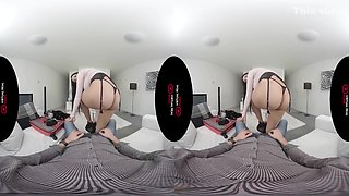 A Girl From Barcelona With Virtual Reality