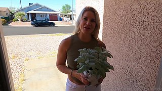 Horny cougar adult mind-blowing story