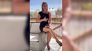 Samantha, 35, and the biker... - Jacquie et Michel TV