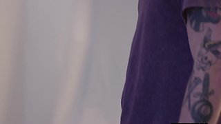 Hitchhikers fucks horny big jugs mom