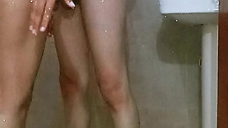 Hot Desi Indian Couple in Bathroom Indian Desi Housewife Bathing Sex Pussy