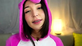 Teen close up fuck xxx housewife cumshot
