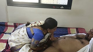 Desi Indian Marathi Kavita Bhabhi Cheating on Husband with Her Boyfriend