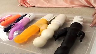 Watch Japans Sexiest Squirting Beauties in HD Videos